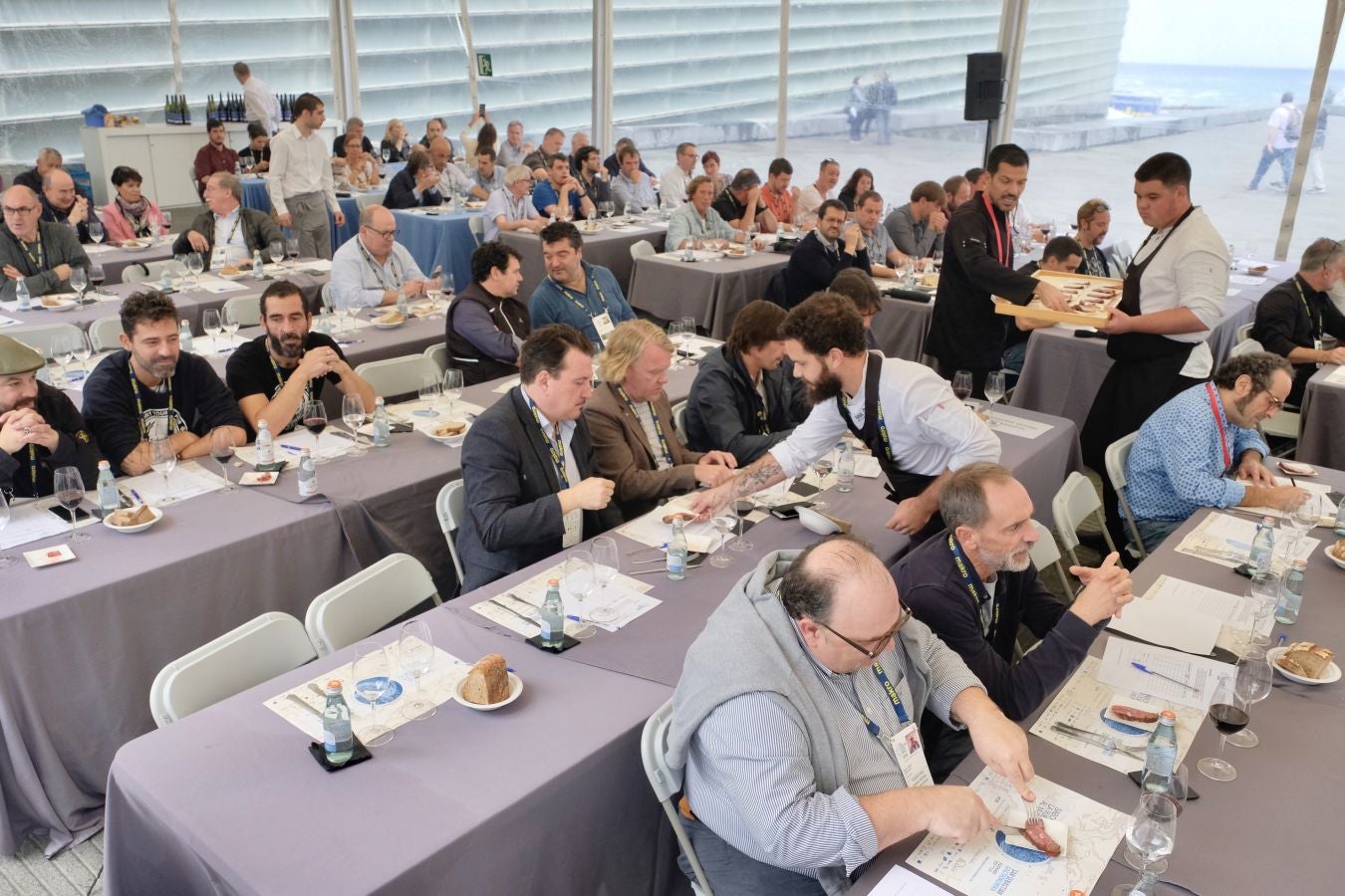 El concurso de parrillas es el evento destacado de la tercera jornada del congreso gastronómico