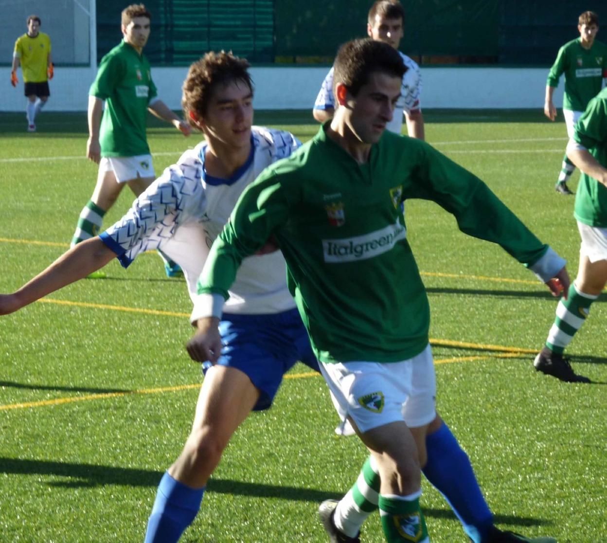 Jon Ubiri marcó los goles en sendos disparos desde la frontal del área.
