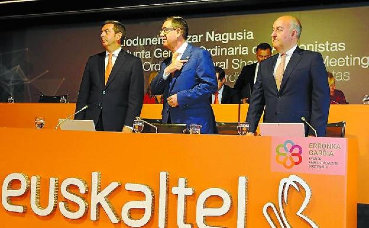 «Poco se puede hacer» ante la venta de la red de Euskaltel, admite el Gobierno Vasco 