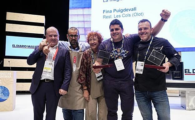 El asador Amaren y el grupo cárnico 'Fisterra Bovine World', ganadores del concurso de parrilla