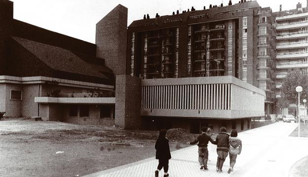 La iglesia del Rosario, en 1980. Estos días se han celebrado los 50 años de andadura de la parroquia.