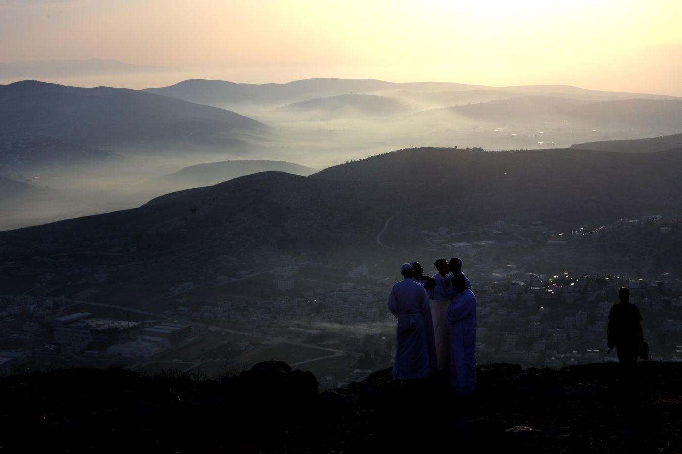 Fotos: Los samaritanos rezan en la montaña