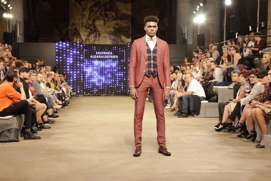 Mosquito Blue, Molupita, O`Farril, La Romantique, Telarista Urbana, Maider Alzaga, Luhei, Testone Hojas, Laia Varela, Davidi Dú, Anhelo, Sastrería Aldabaldetreku e Inge Zubeldia han desfilado en la pasarela de San Telmo este sábado 