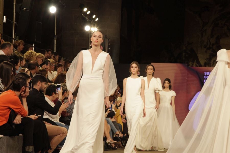 Mosquito Blue, Molupita, O`Farril, La Romantique, Telarista Urbana, Maider Alzaga, Luhei, Testone Hojas, Laia Varela, Davidi Dú, Anhelo, Sastrería Aldabaldetreku e Inge Zubeldia han desfilado en la pasarela de San Telmo este sábado 