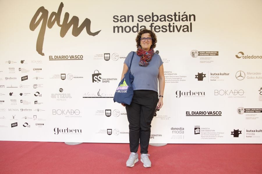 Este sábado, por la mañana, el Museo San Telmo acoge los quince desfiles de diseñadores guipuzcoanos y comercios multimarca: Mosquito Blue, Molupita, O`Farril, La Romantique, Telarista Urbana, Maider Alzaga, Luhei, Testone Hojas, Laia Varela, Davidi Dú, Anhelo, Sastrería Aldabaldetreku, Inge Zubeldia. 