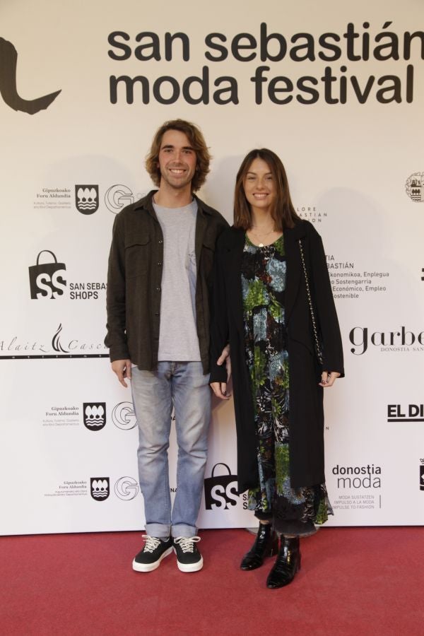 Este sábado, por la mañana, el Museo San Telmo acoge los quince desfiles de diseñadores guipuzcoanos y comercios multimarca: Mosquito Blue, Molupita, O`Farril, La Romantique, Telarista Urbana, Maider Alzaga, Luhei, Testone Hojas, Laia Varela, Davidi Dú, Anhelo, Sastrería Aldabaldetreku, Inge Zubeldia. 