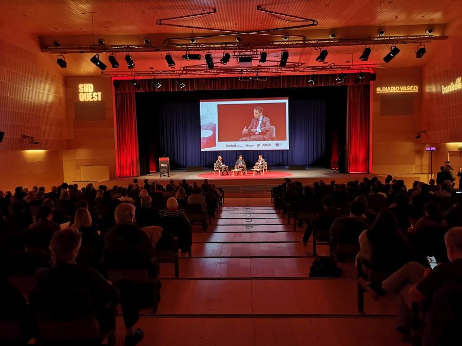 Fotos: Diálogos de la Eurorregión en Ficoba