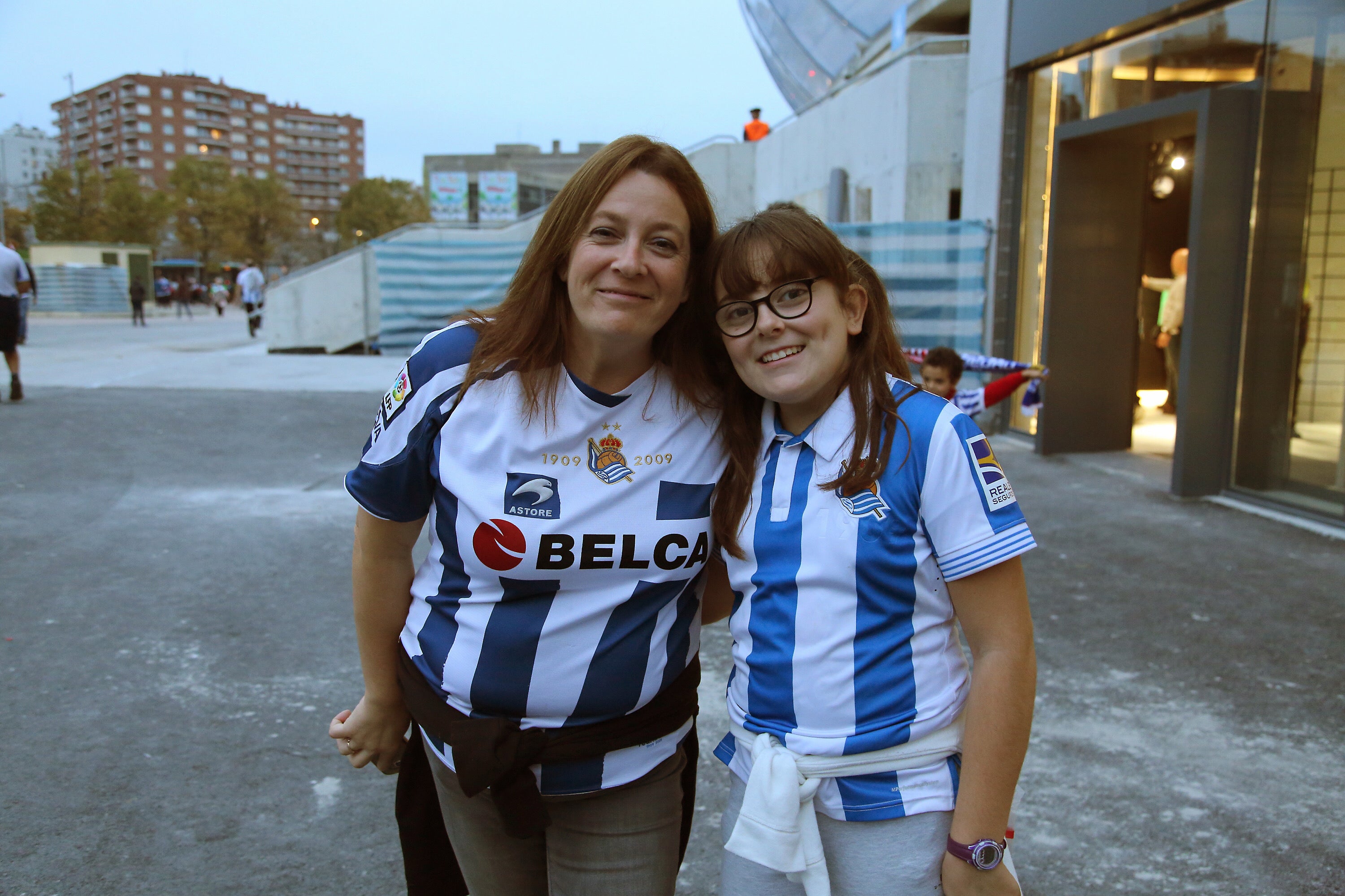 Fotos: ¿Has estado viendo el Real - Levante? Búscate en las fotos