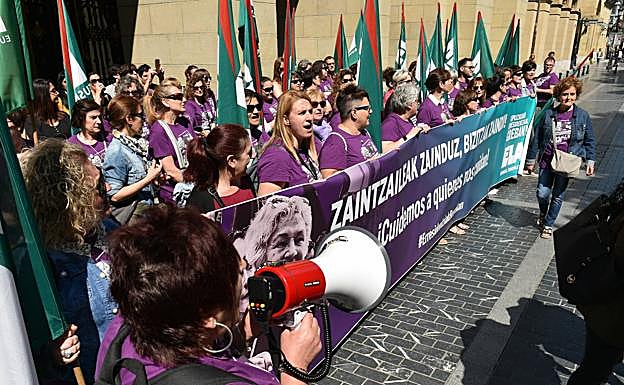 La Diputación descontará 710.000 euros a las residencias en huelga y las familias piden ser compensadas