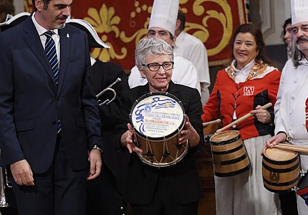 Rosa García, portavoz de Stop Desahucios, ganadora del Tambor de Oro del año pasado.