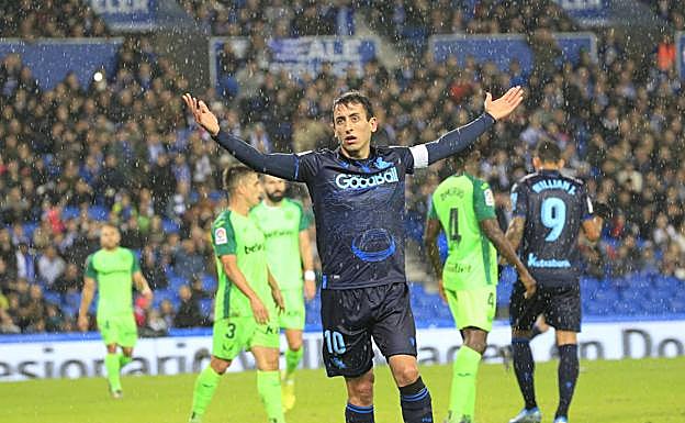 Oyarzabal se lamenta. 