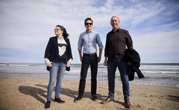 El candidato de Más País, Íñigo Errejón, en Valencia junto a Mónica Oltra y Joan Baldoví.