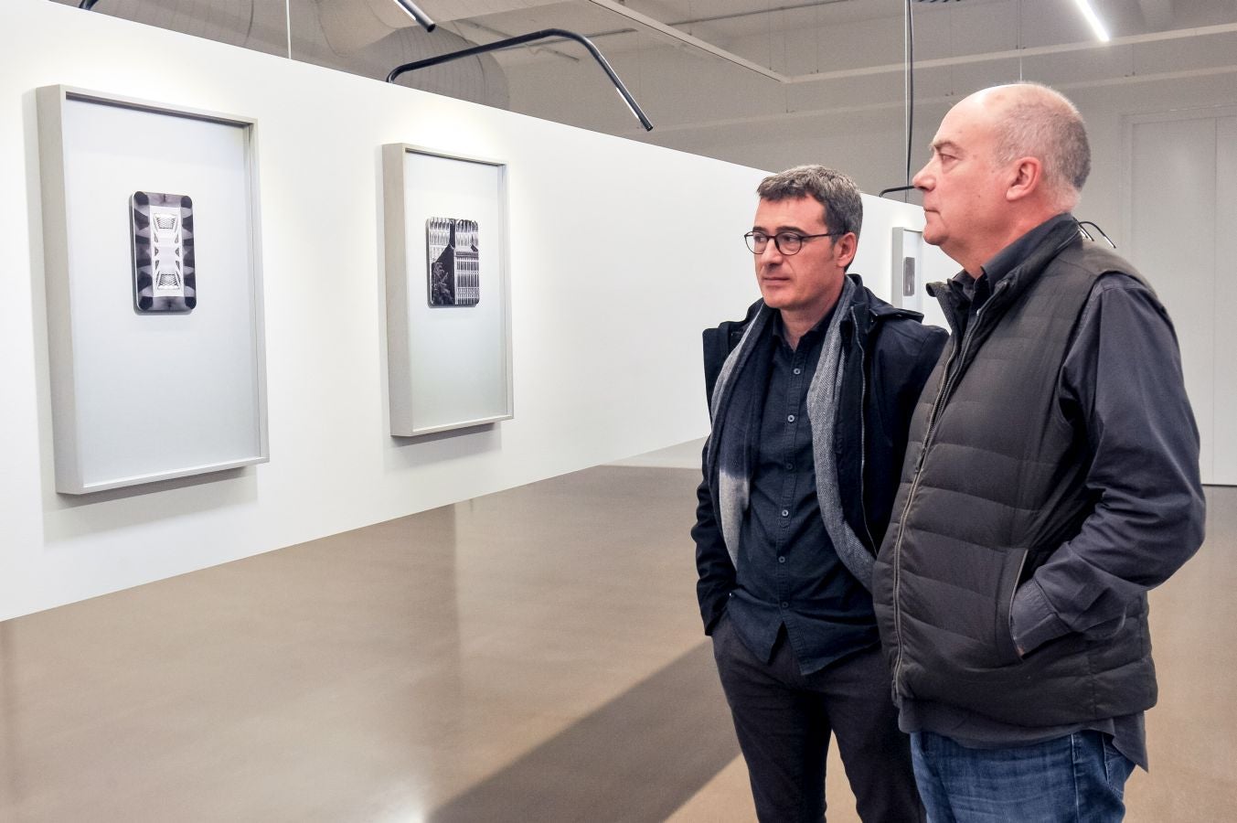 El fotógrafo bilbaino Aitor Ortiz expone en la sala Artegunea de Tabakalera sus 'impresiones íntimas' sobre el artista catalán