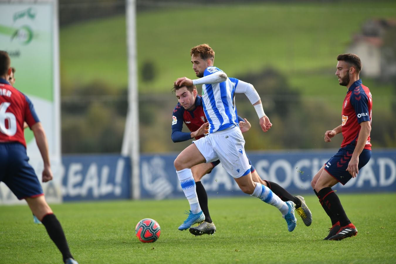 Los de Imanol Alguacil han puesto el juego y las ocasiones, pero los rojillos se han llevado el partido