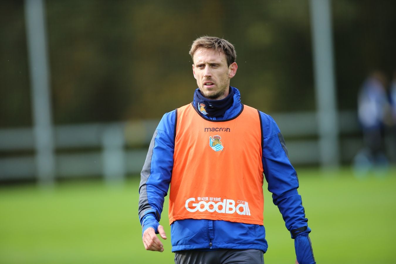 Moyá, Remiro, Zubiaurre, Llorente, Zaldua, Monreal, Merino, Zurutuza, Zubeldia, Portu y Willian José han saltado al verde. 