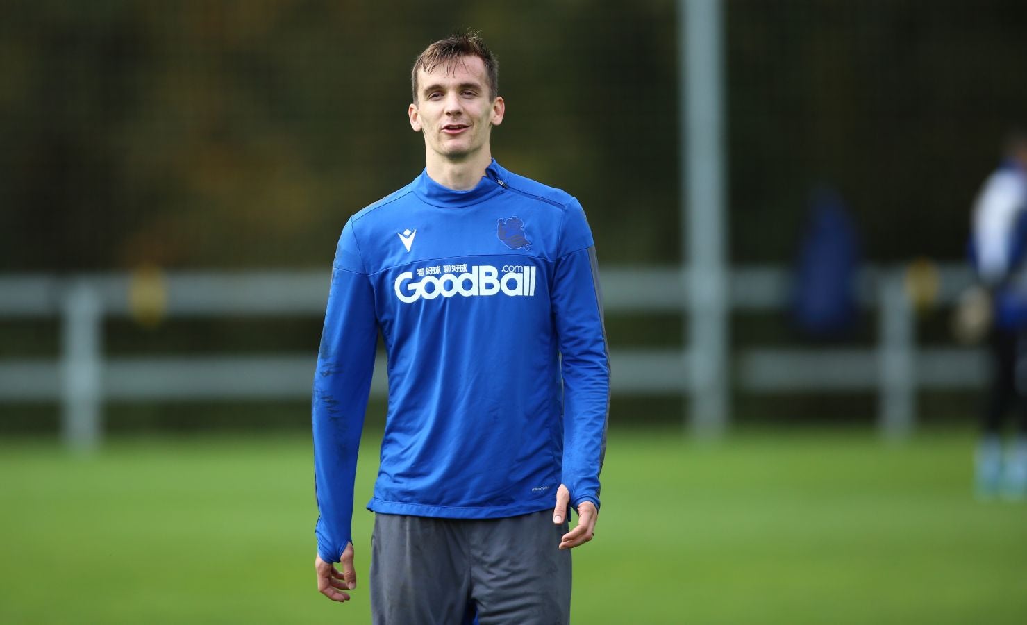 Moyá, Remiro, Zubiaurre, Llorente, Zaldua, Monreal, Merino, Zurutuza, Zubeldia, Portu y Willian José han saltado al verde. 