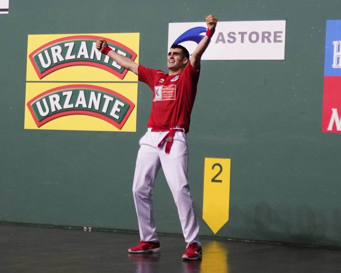 El navarro ha derrotado 22-16 a Altuna III en una final muy emocionante disputada en el Navarra Arena. 