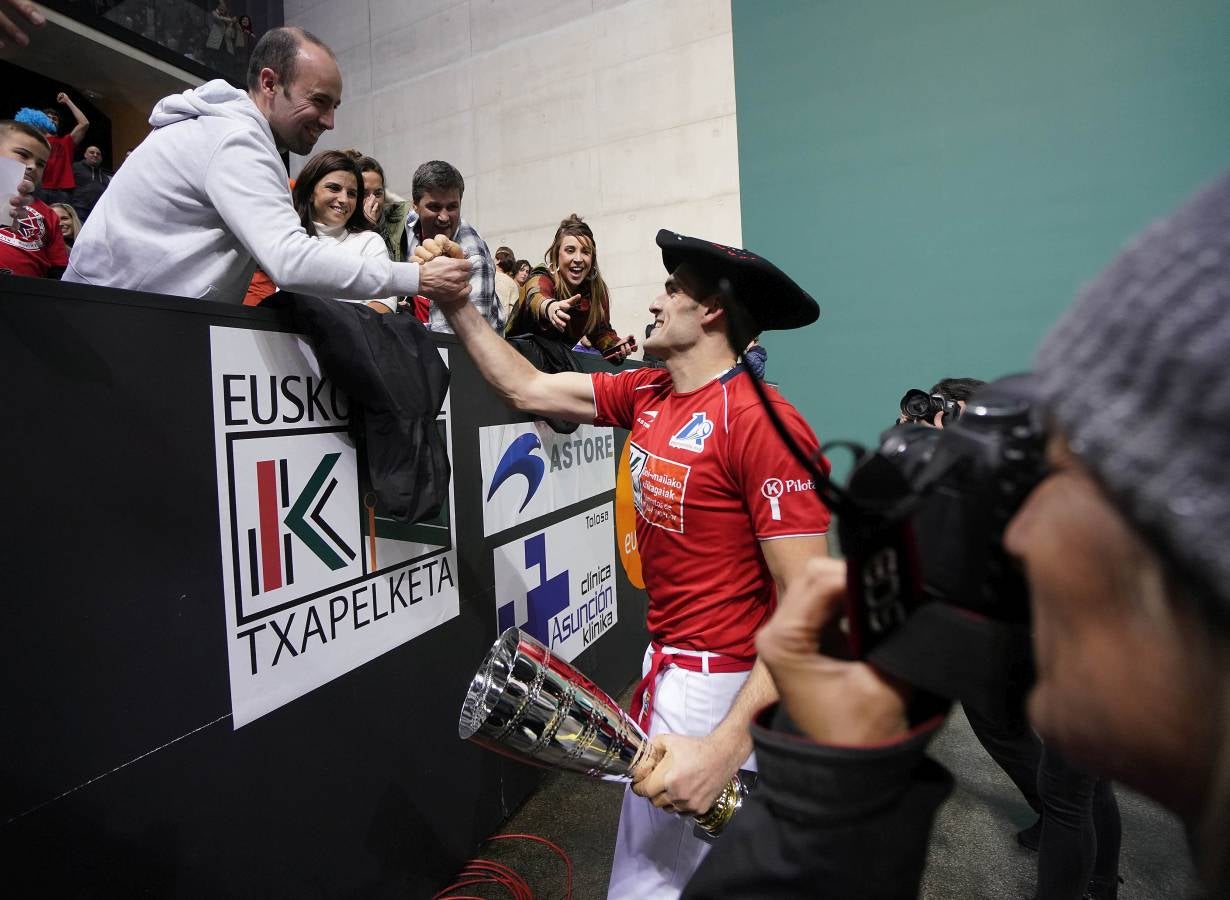 El navarro ha derrotado 22-16 a Altuna III en una final muy emocionante disputada en el Navarra Arena. 