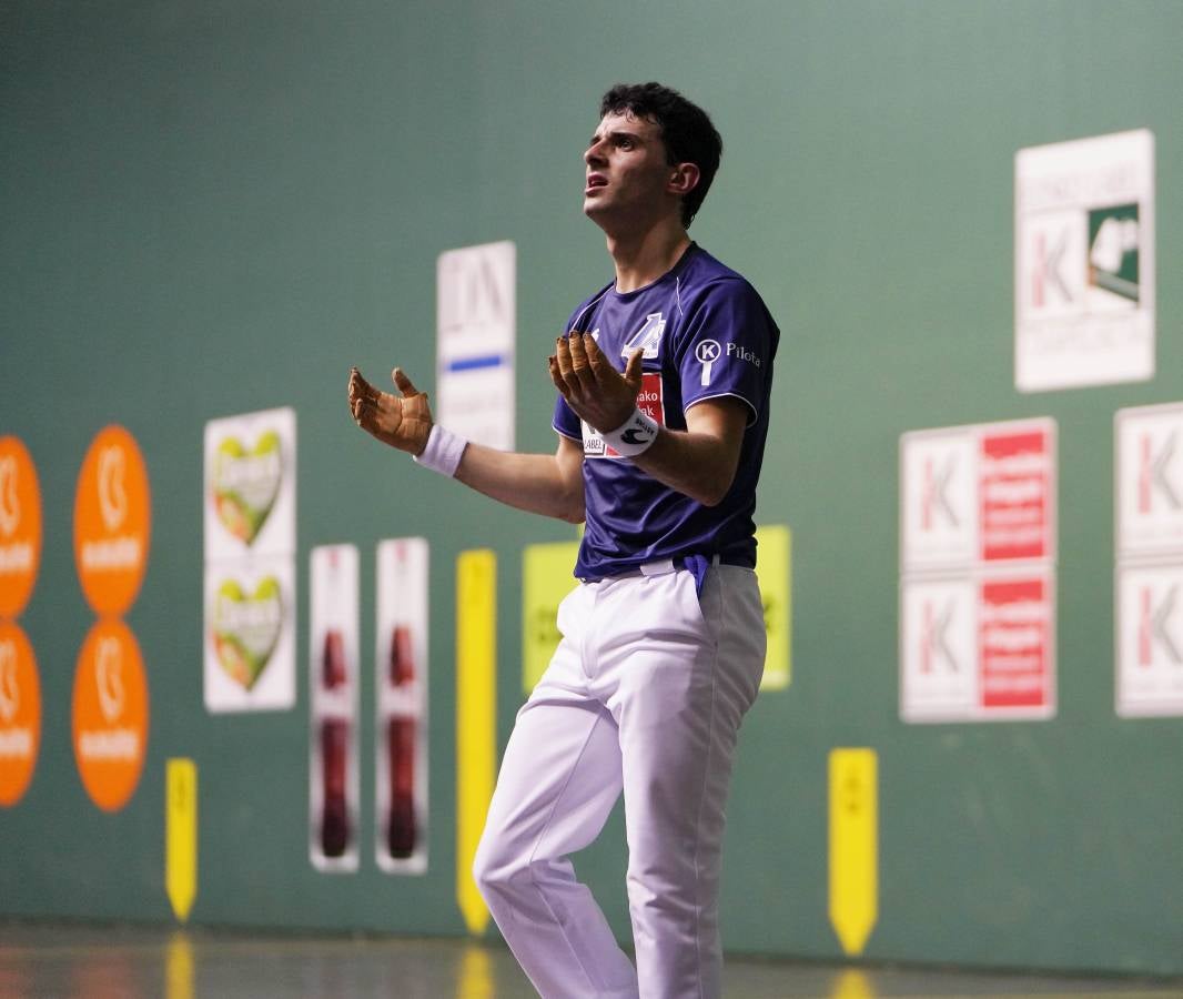 El navarro ha derrotado 22-16 a Altuna III en una final muy emocionante disputada en el Navarra Arena. 