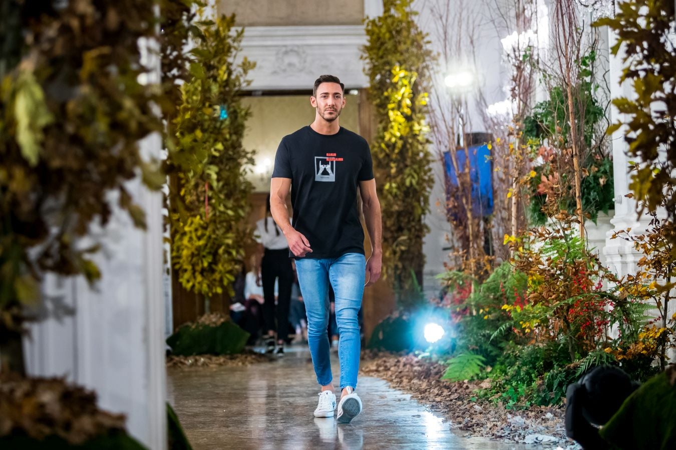 El desfile que tuvo lugar en el Palacio de Miramar abre la Semana de Prevención de Residuos de Gipuzkoa.