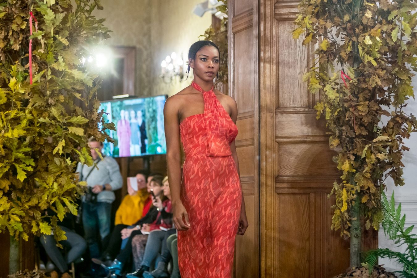 El desfile que tuvo lugar en el Palacio de Miramar abre la Semana de Prevención de Residuos de Gipuzkoa.