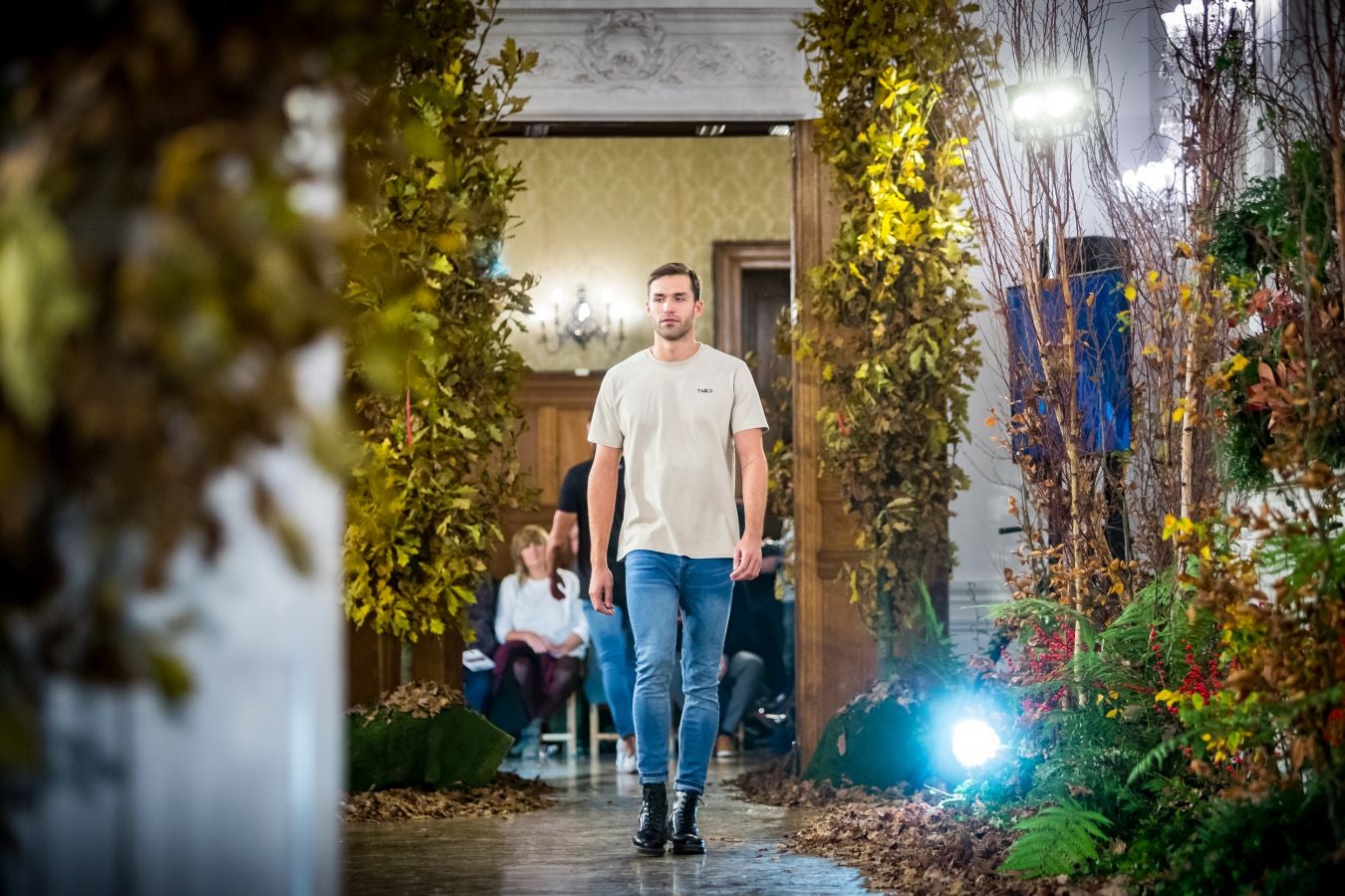 El desfile que tuvo lugar en el Palacio de Miramar abre la Semana de Prevención de Residuos de Gipuzkoa.
