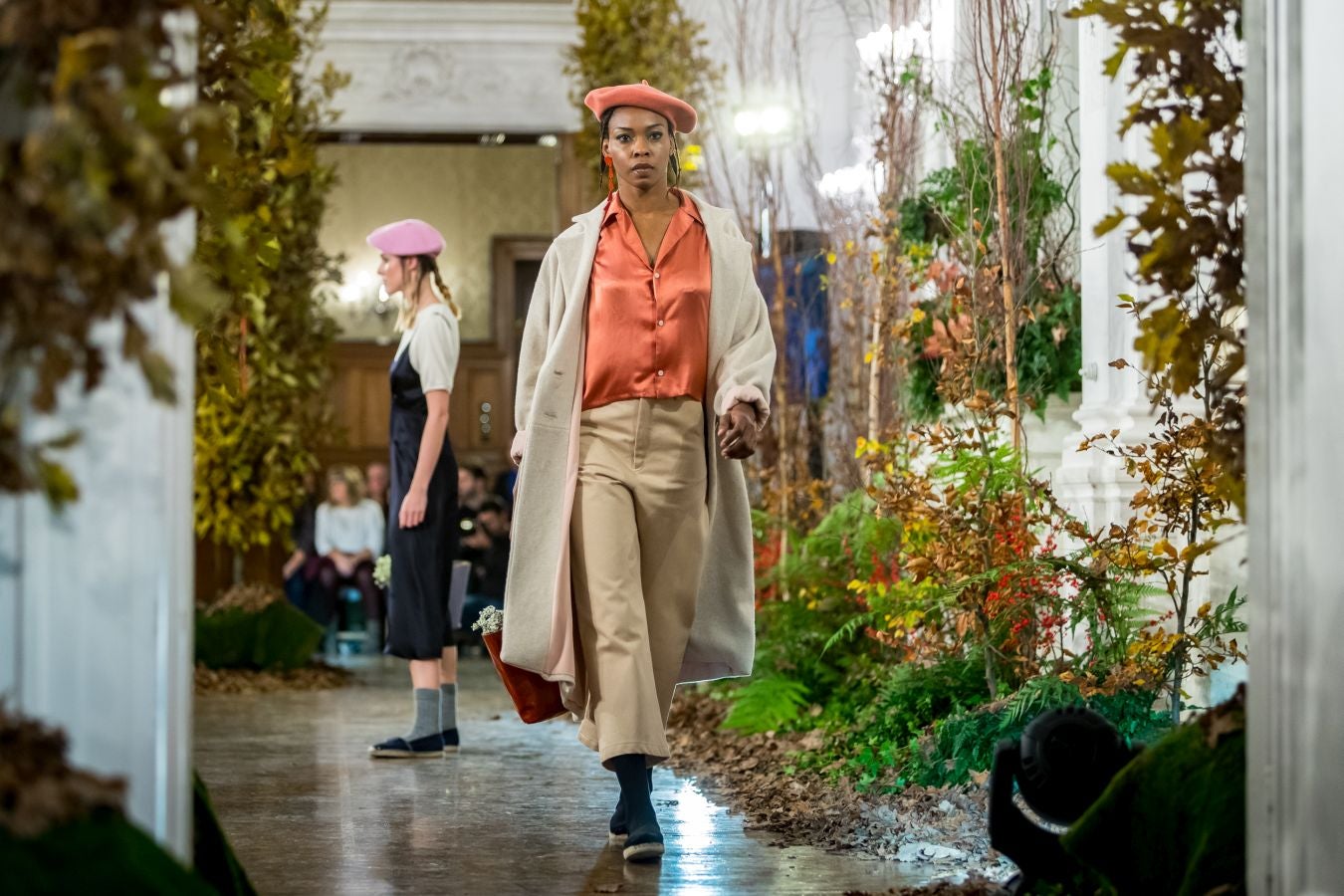 El desfile que tuvo lugar en el Palacio de Miramar abre la Semana de Prevención de Residuos de Gipuzkoa.