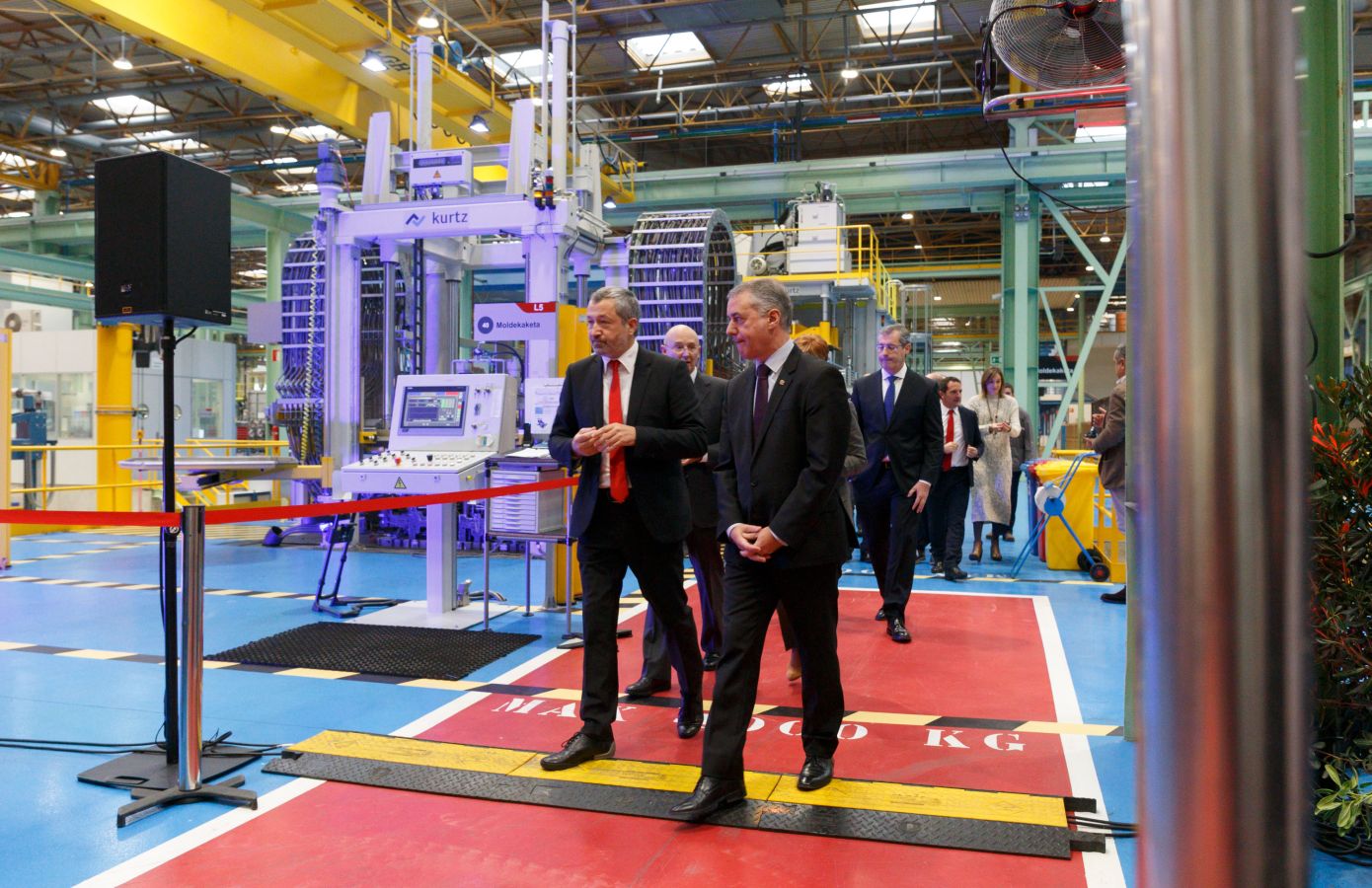 Fagor Ederlan estrena una nueva planta ubicada en Bergara y dedicada a la inyección de aluminio a baja presión. El grupo cooperativo ha invertido 55 millones de euros en esta nueva infraestructura