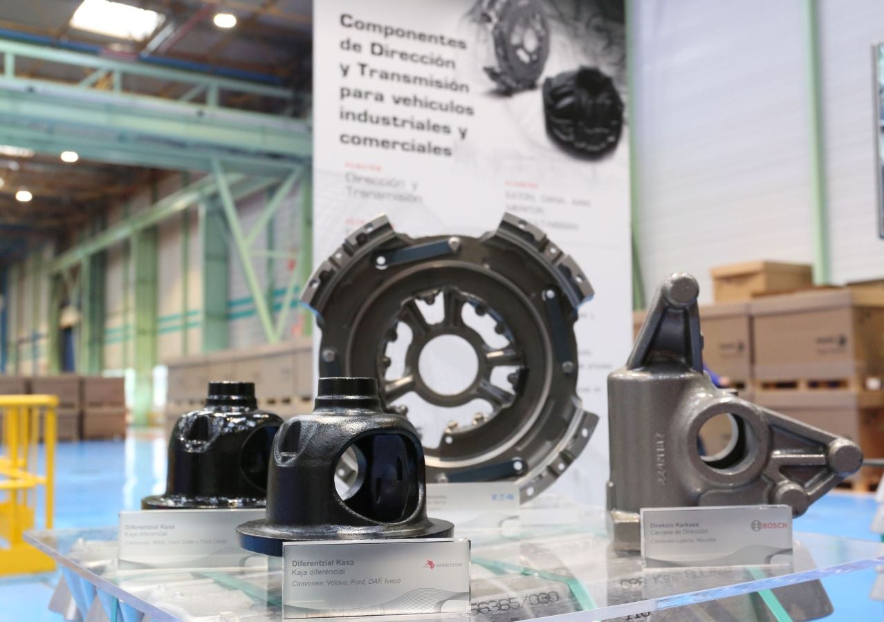 Fagor Ederlan estrena una nueva planta ubicada en Bergara y dedicada a la inyección de aluminio a baja presión. El grupo cooperativo ha invertido 55 millones de euros en esta nueva infraestructura