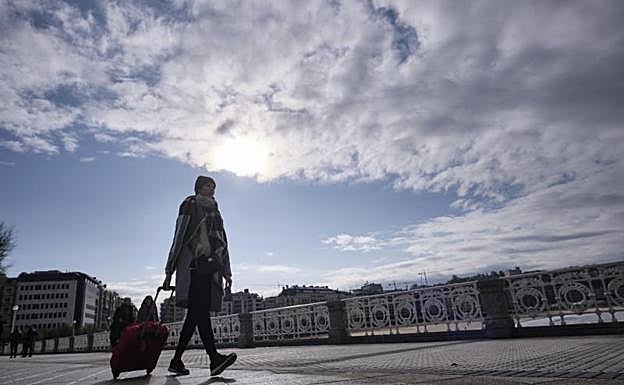 Los primeros claros vencieron ayer a las nubes y hoy se espera un ambiente algo más soleado