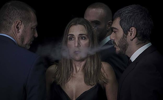 Una imagen de la representación de la obra 'Tres canciones de amor', de la compañía La Trapecista Autómata. 