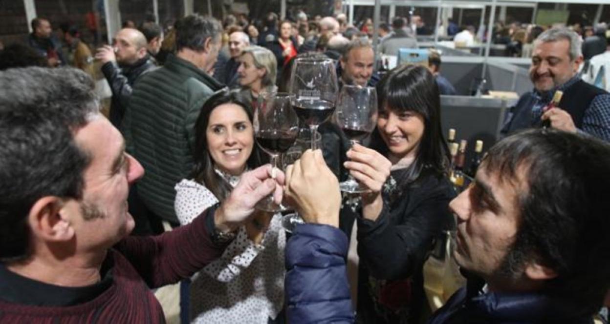 Brindis en la edición anterior de Ardoaraba. 