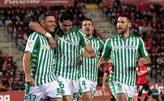 Victoria por la mínima del Betis en Son Moix