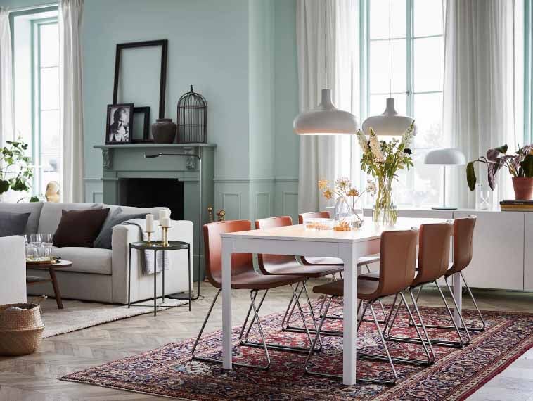 La mezcla de estilos, la utilización de toda la paleta de color; el maridaje sin complejos de materiales tan diversos como el acero, la piedra, el cristal y la madera; el auge de lo sostenible, la presencia de elementos naturales y la reutilización y reubicación de elementos decorativos del propio hogar serán la seña de identidad de un otoño-invierno marcado por las largas extancias en casa debido a la pandemia