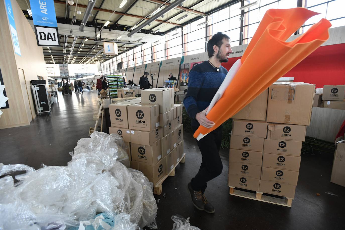 Durangoko Azokaren 54. ediziorako dena prest dute zazpi guneetan