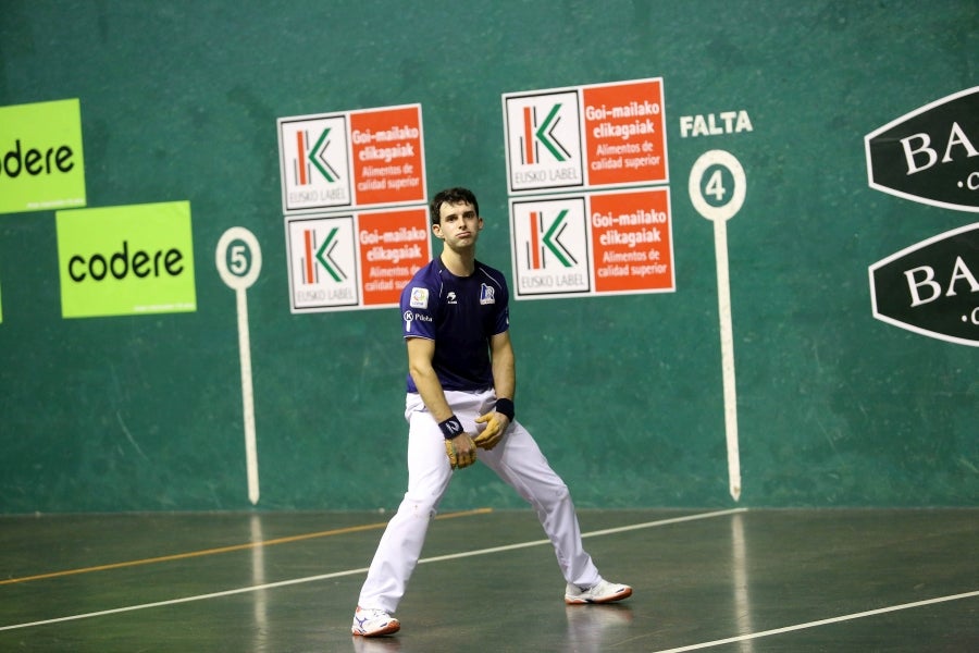 Fotos: Victoria de Altuna III y Ladis Galarza