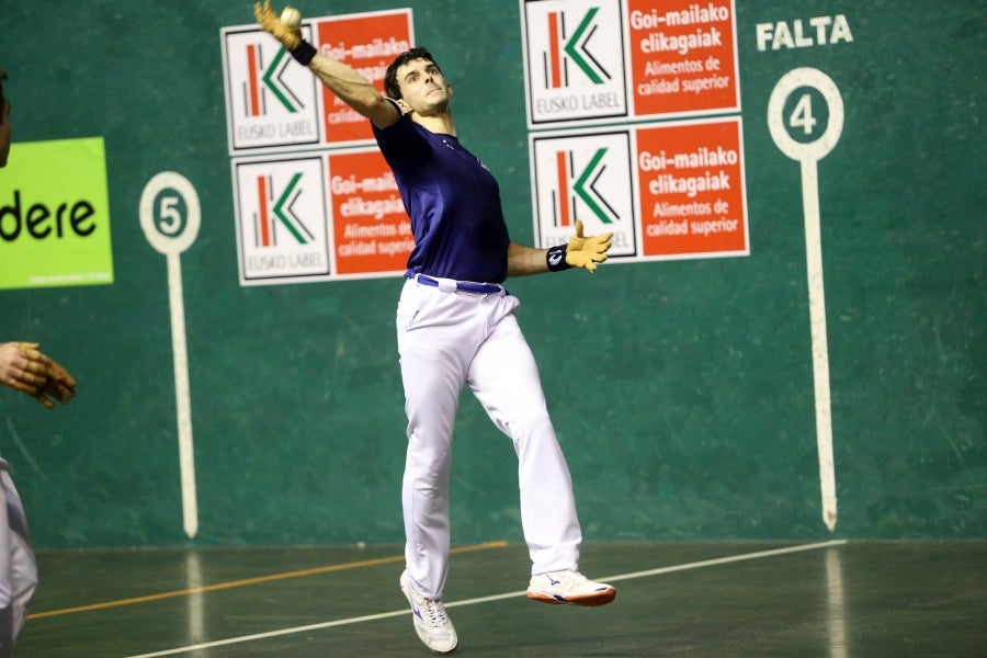 Fotos: Victoria de Altuna III y Ladis Galarza