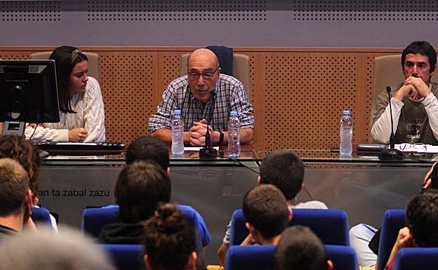 López de Abetxuko habla de la situación de los presos de ETA sin aludir a su pasado