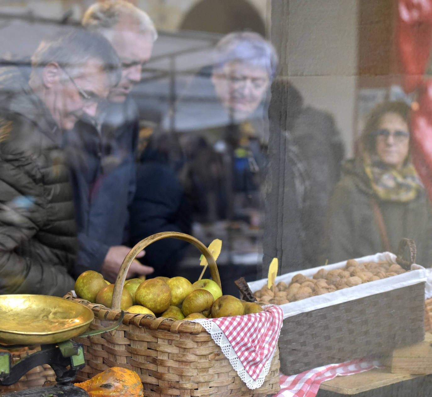 Fotos: Multitudinaria feria de Santa Lucía en Zumarraga y Urretxu