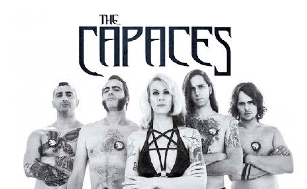 The Capaces celebran 20 años de carrera junto a Nuevo Catecismo Católico en el Centro Cultural Intxaurrondo