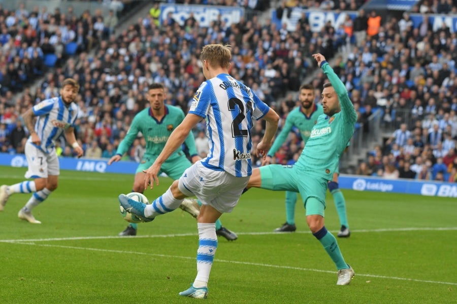 La Real Sociedad y el FC Barcelona han empatado a dos en el Reale Arena. 
