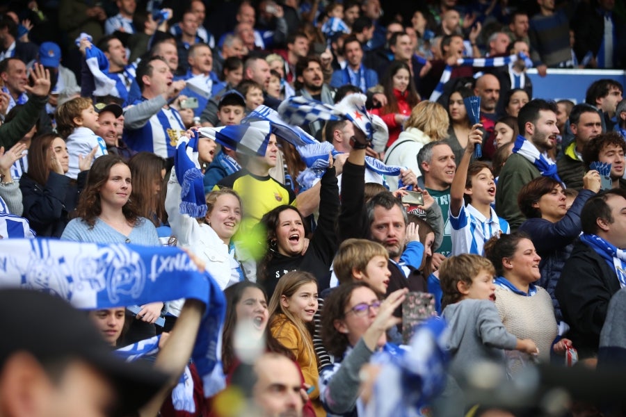 La Real Sociedad y el FC Barcelona han empatado a dos en el Reale Arena. 