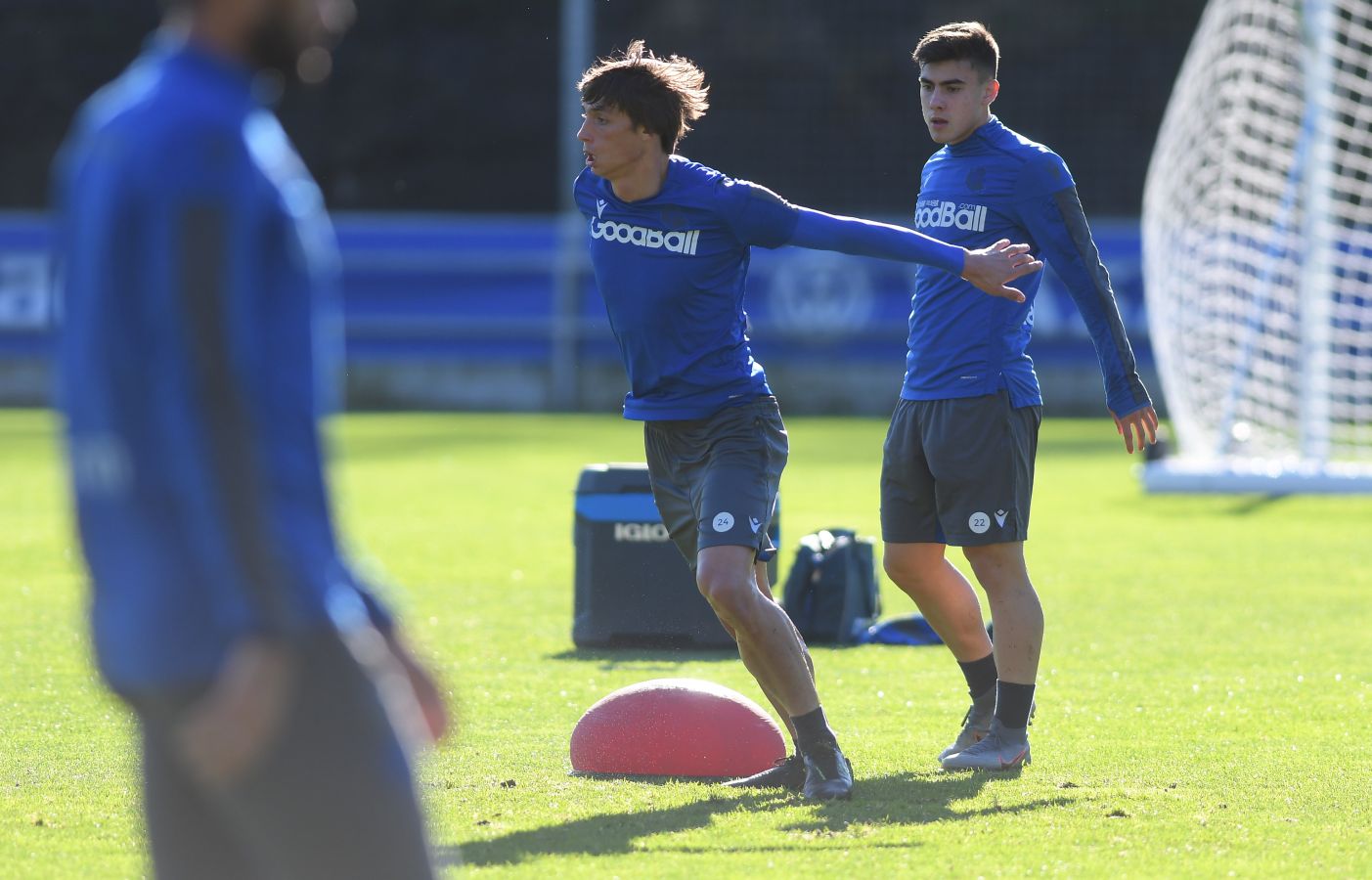 En la típica sesión en el José Luis Orbegozo la Real prepara desde ya el torneo del KO.