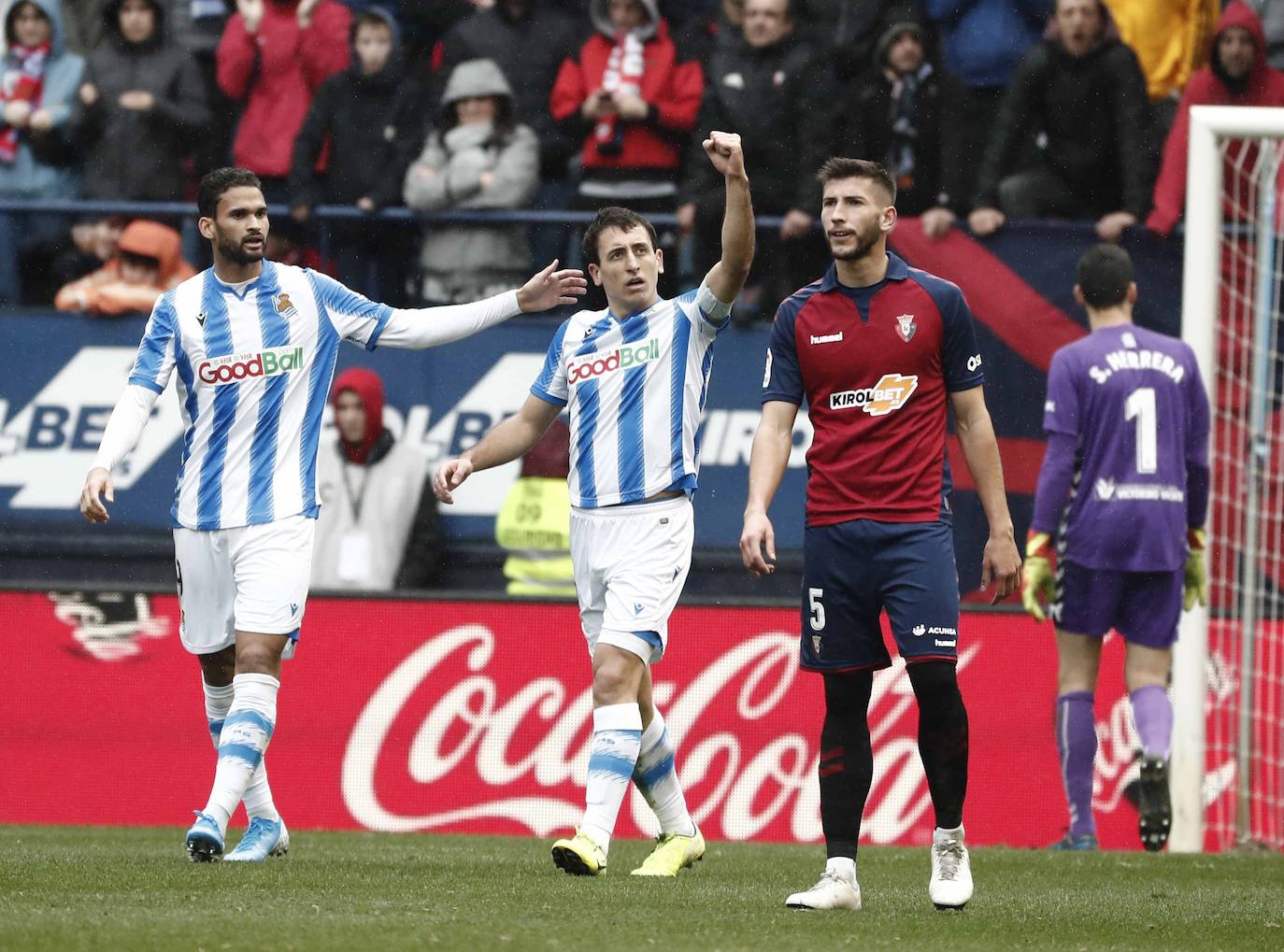 Fotos: Las mejores imágenes del Osasuna - Real Sociedad en El Sadar