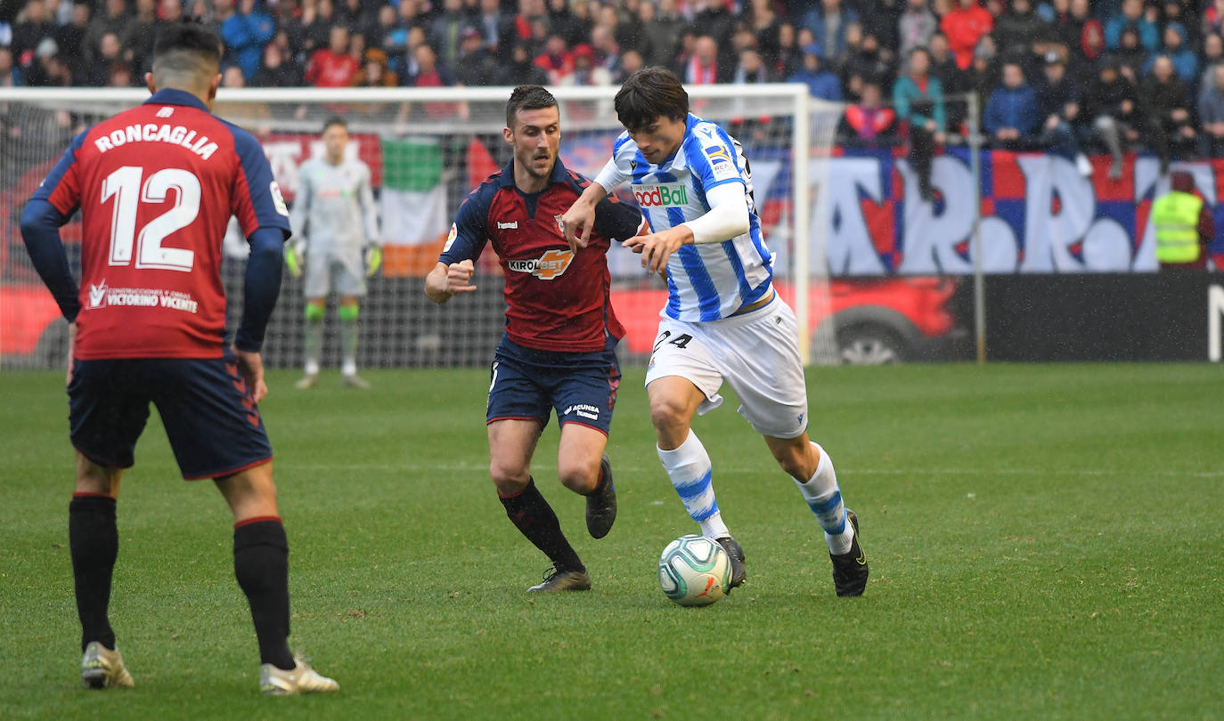 Fotos: Las mejores imágenes del Osasuna - Real Sociedad en El Sadar