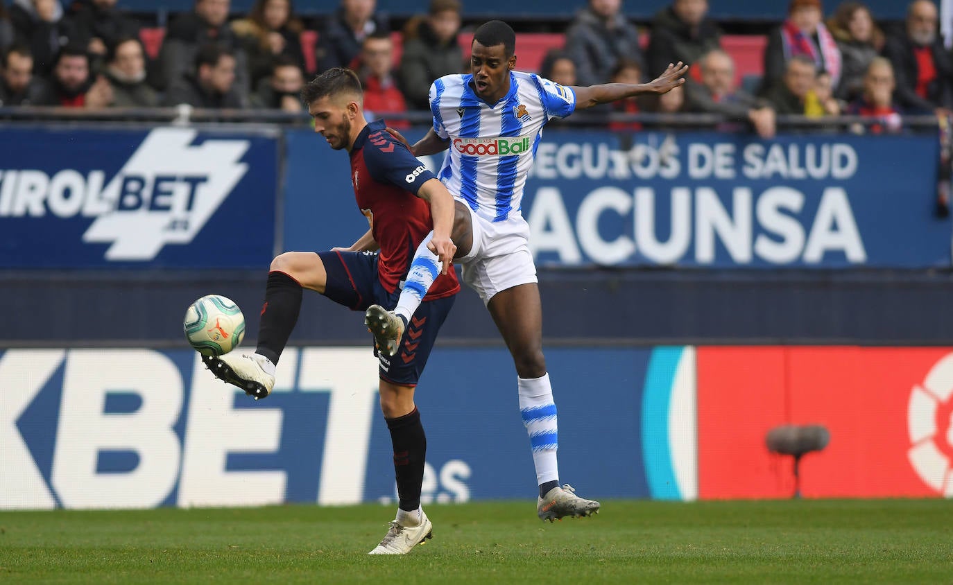 Fotos: Las mejores imágenes del Osasuna - Real Sociedad en El Sadar