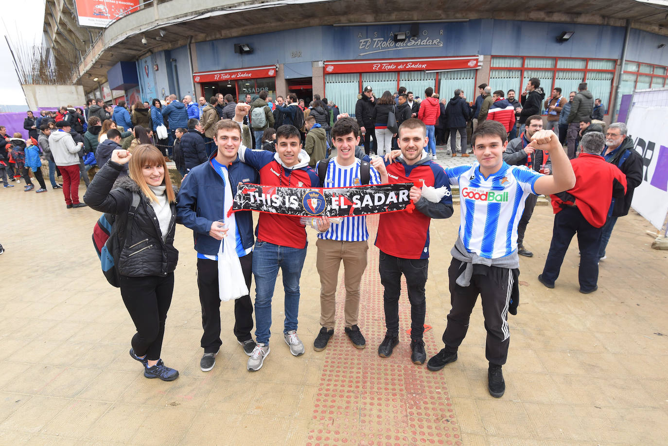 Un buen puñado de aficionados txuri-urdin se desplazaron a Pamplona para ver ganar a la Real Sociedad por 3-4 a Osasuna