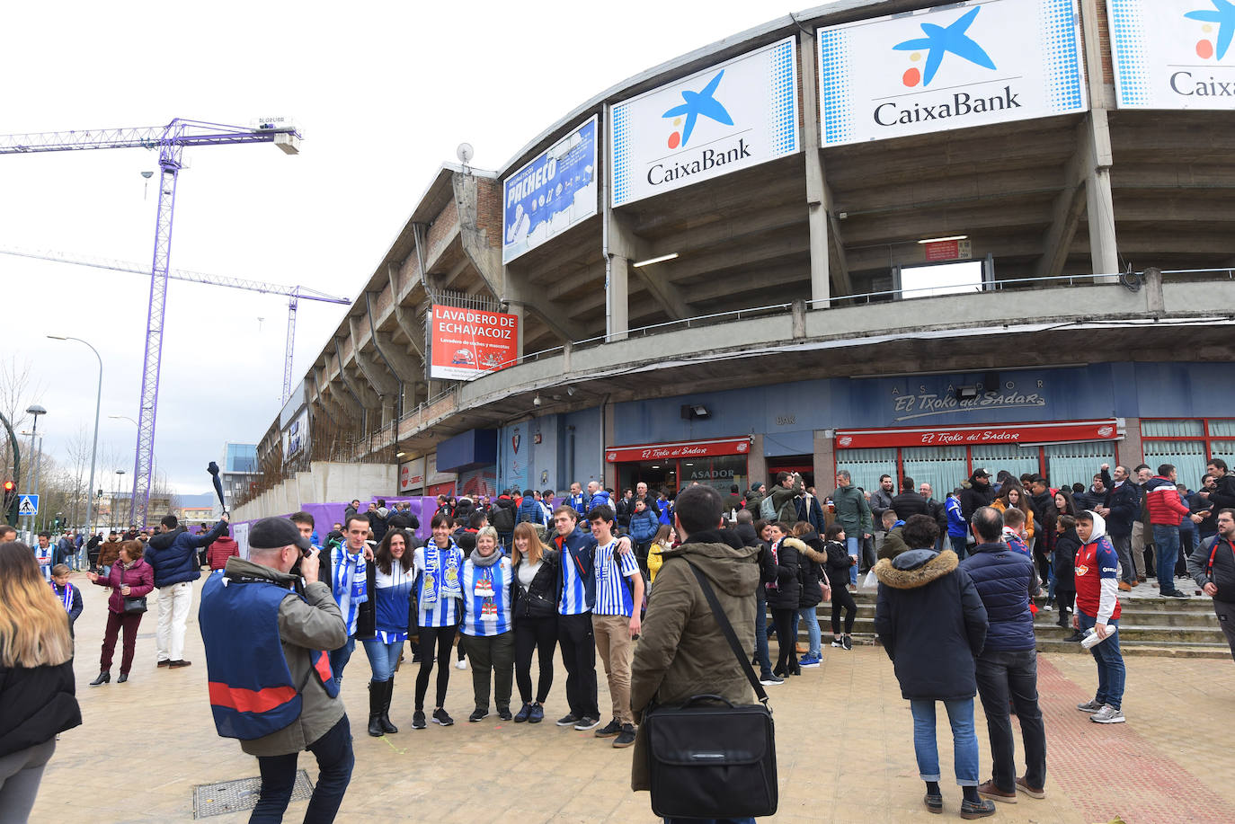 Un buen puñado de aficionados txuri-urdin se desplazaron a Pamplona para ver ganar a la Real Sociedad por 3-4 a Osasuna