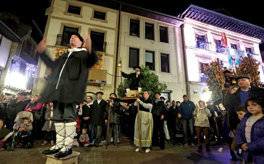 Fotos: Olentzero recorre Errenteria