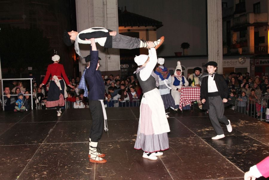 Fotos: Amplia comitiva en Ordizia